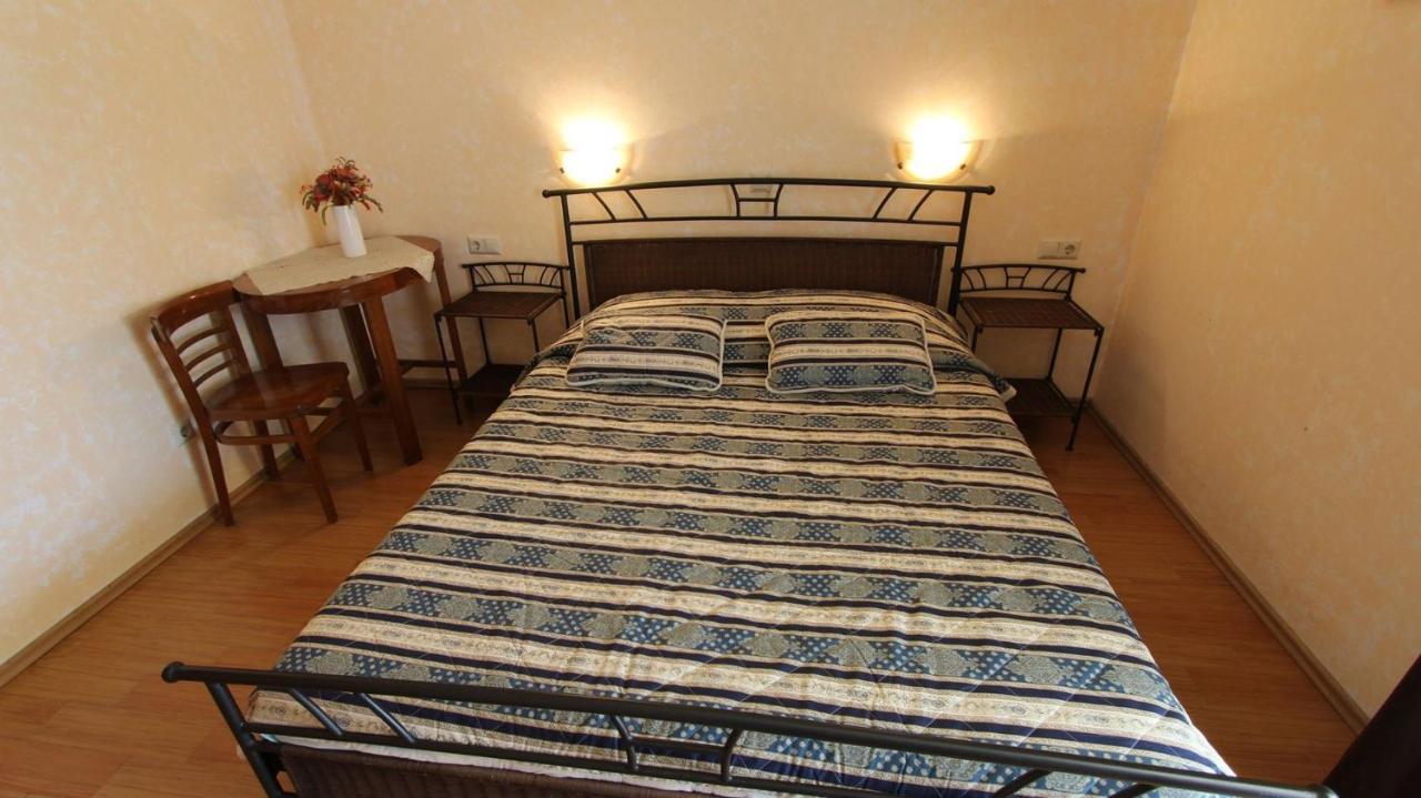 Apartments Kirincic Sveti Vid-Miholjice Екстериор снимка