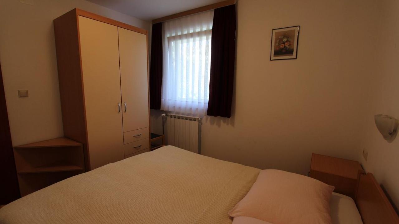 Apartments Kirincic Sveti Vid-Miholjice Екстериор снимка