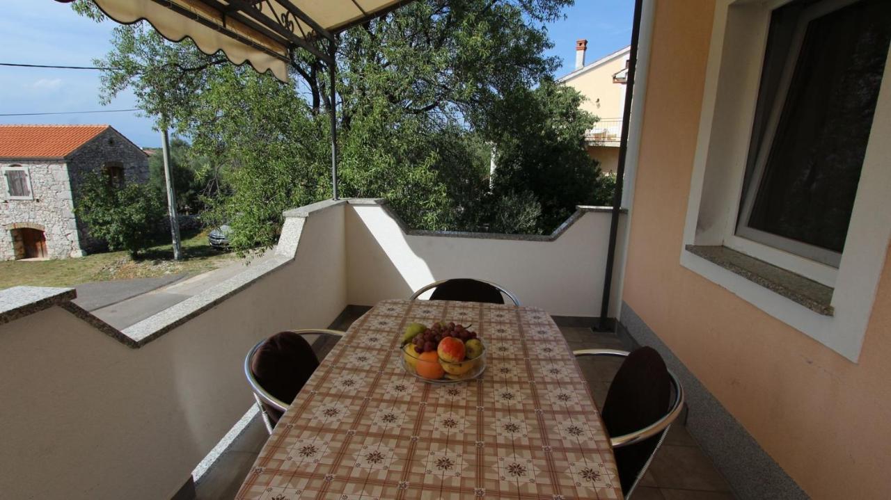 Apartments Kirincic Sveti Vid-Miholjice Екстериор снимка